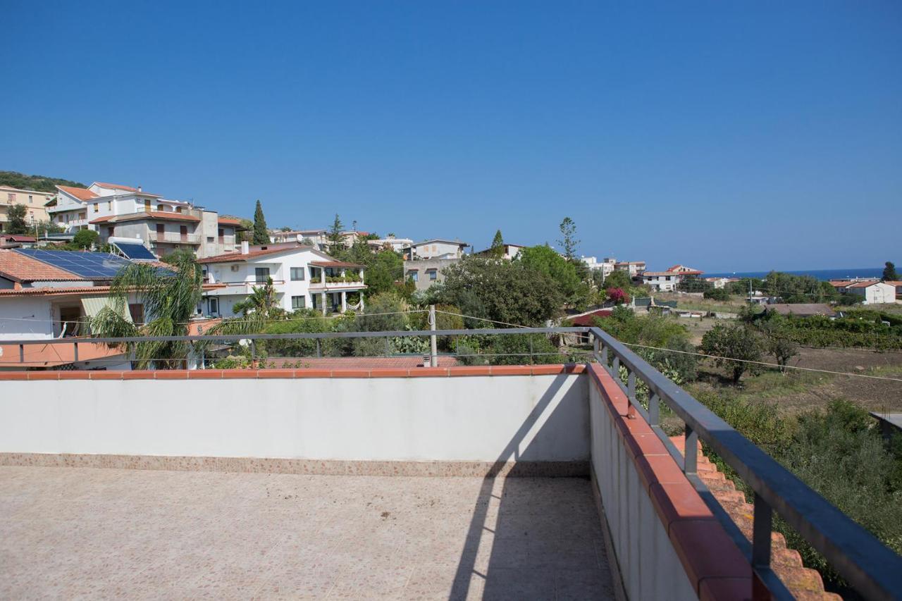 Appartamenti Giusi Con Giardino O Veranda Madonna della Catena Exterior photo